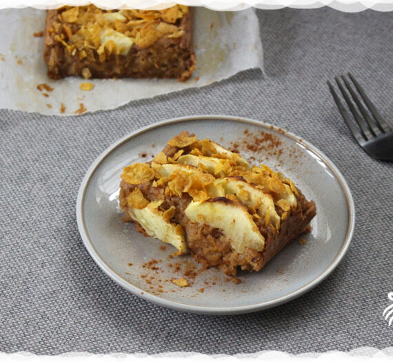 Ontbijtpudding met appel en cornflakes